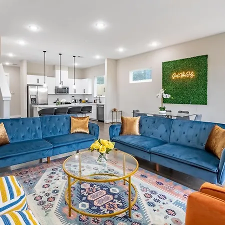 3 Bedroom And 3 Bath